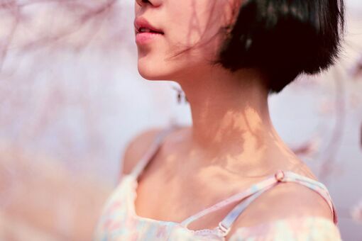 伤感女生图片