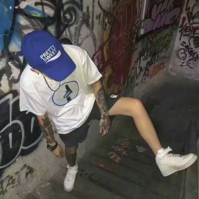 微信头像霸气范纹身男社会人 不如与我一起做个坏人