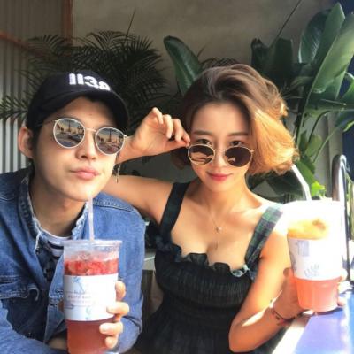 很潮很酷的情侣合照yy头像一对 时尚好看的年轻情侣头像两张