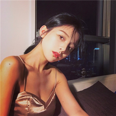 2022清新美女好看的头像高清 人生苦短必须性感