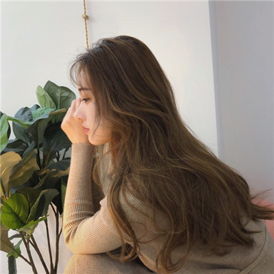 女生唯美背影长发头像2022精选 回忆占据了我生命所有时间