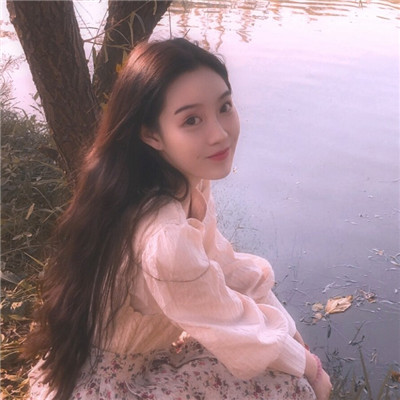 唯美女生长发闺蜜头像大全2022 你是一个美丽而又忧伤的梦