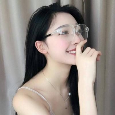 简单好看有个性的气质美女贴吧头像 你若一直在我便一直爱