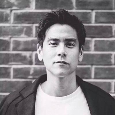 超拽帅气黑白男生微博头像2022 你的未来我预定了