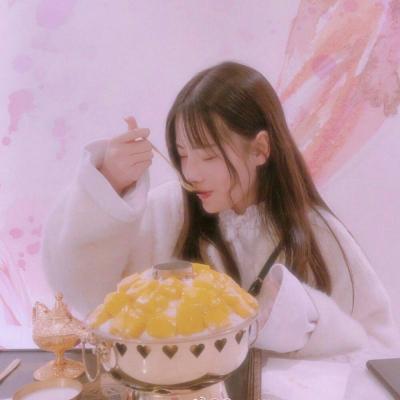 2022最新个性微博情侣头像一男一女 拽也是要资本的