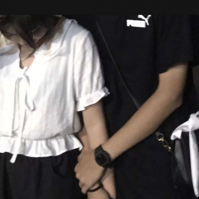 情侣部位头像低调秀恩爱一对 喜欢就要趁早表白
