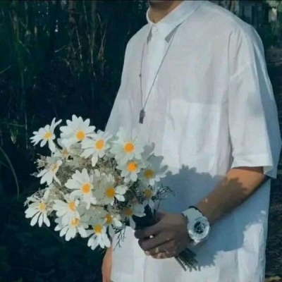男生头像文艺低调不露脸 当你想起我我已不是我