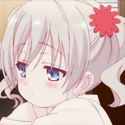 动漫二次元萌女头像合集2023 一个人看海也是一种安静的浪漫
