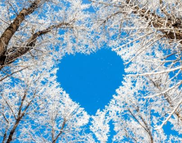 2023初雪发朋友圈的唯美短句 2023第一场雪的好听文案