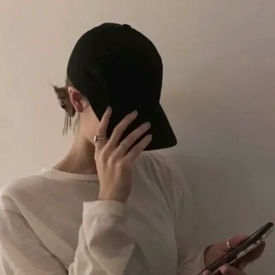 2023最新真人一人一张的好看情侣头像 所有的失恋都是在给真爱铺路