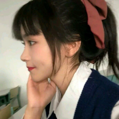 2023最新侧脸精致的好看女生微信头像 太阳不是突然下山的热情与期待也是