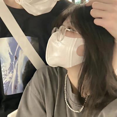 双人情侣头像超甜高清 懂得适可而止才是最聪明的体面
