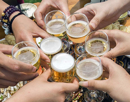 喝完酒生活还得继续的说说 喝完酒后的心情说说 喝完酒生活还得继续的说说 喝完酒后的心情说说