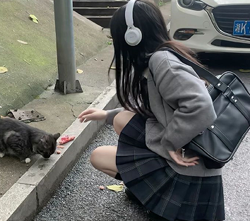 优雅女生用的伤感签名 高冷伤感女生个性签名 优雅女生用的伤感签名 高冷伤感女生个性签名